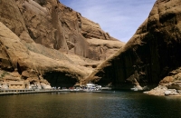 Bootsanlegeplatz an der Rainbow Bridge
