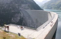 Blick auf die Malta-Staumauer