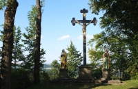 Bei der kleinen Kirche von Parkstein