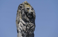 Grimmiger Löwe im Lindauer Hafen