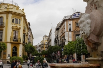 Platz und Strasse nahe der Kathedrale