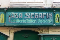 Schild eines alten Friseurgeschäftes